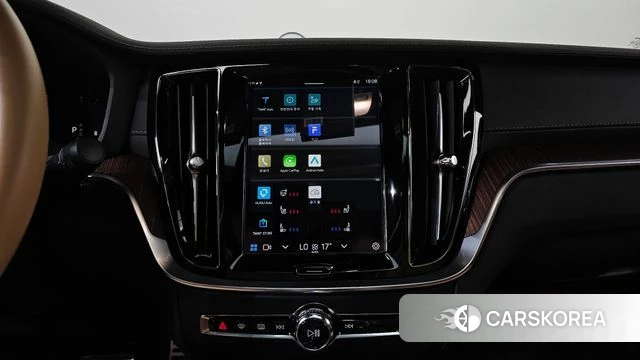 Volvo S60 3rd generation 2023 Черный из Кореи, фото 3