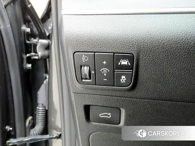 Kia K5 3rd generation 2023 Серый из Кореи, фото 3