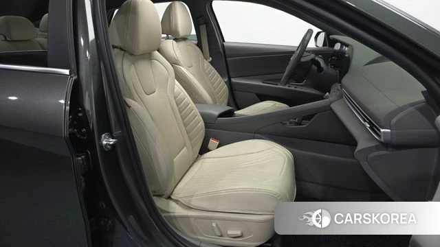 Hyundai Avante (CN7) 2023 Серый из Кореи, фото 3