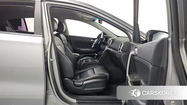 Kia Sportage The Bold 2019 Серый из Кореи, фото 3