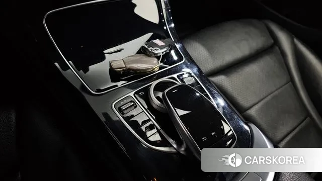 Mercedes-Benz GLC-Class X253 2019 Черный из Кореи, фото 3