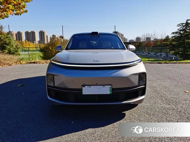 Ideal car Ideal L9 2023 Серебристо-серый из Китая, фото 3