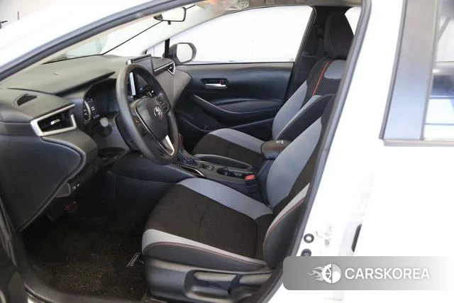 Toyota Corolla 2022 Белый из Китая, фото 3