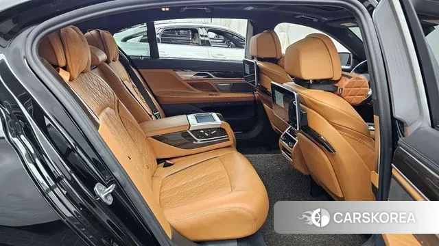 BMW 7 Series (G11) 2020 Черный из Кореи, фото 3