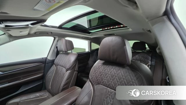 BMW 6 Series GT (G32) 2018 Белый из Кореи, фото 3