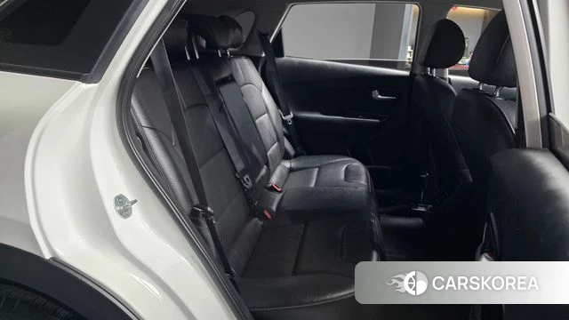 Kia Niro 2019 Белый из Кореи, фото 3