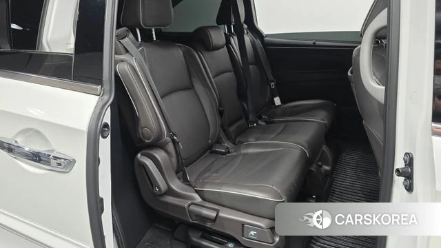 Honda Odyssey 2021 Белый из Кореи, фото 3