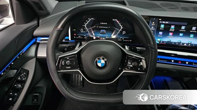 BMW 5 Series (G60) 2025 Серый из Кореи, фото 3