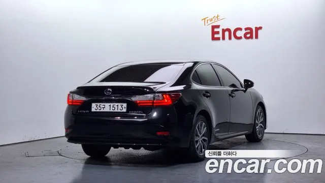 Lexus New ES300h 2018 Черный из Кореи, фото 3