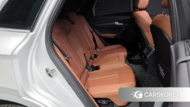 Audi Q5 (FY) 2023 Белый из Кореи, фото 3