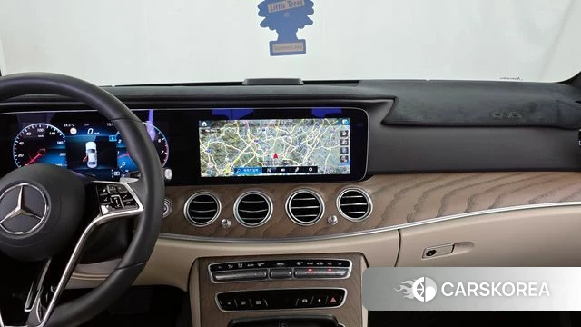 Mercedes-Benz E-Class W213 2021 Белый из Кореи, фото 3