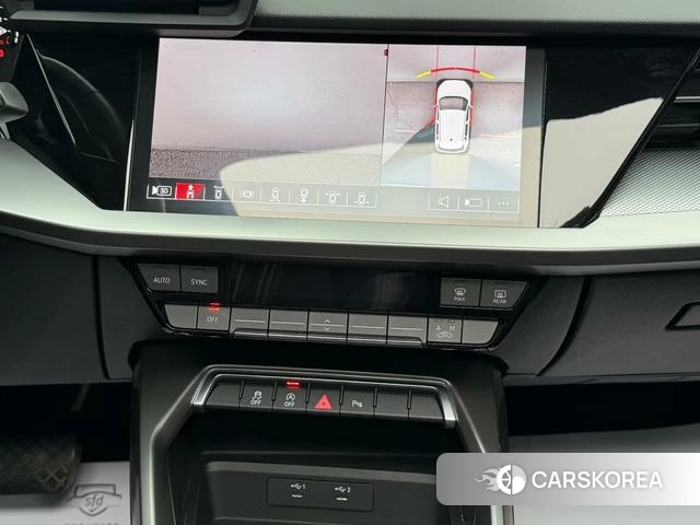 Audi A3 2023 Темно-серый из Китая, фото 3