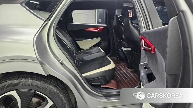 Kia EV6 2022 Серый из Кореи, фото 3