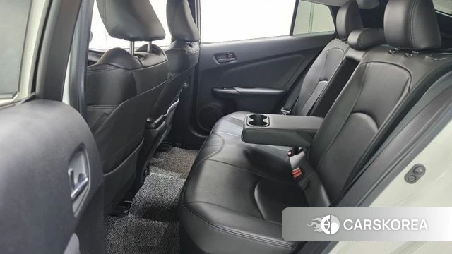 Toyota Prius 4th Generation 2018 Белый из Кореи, фото 3