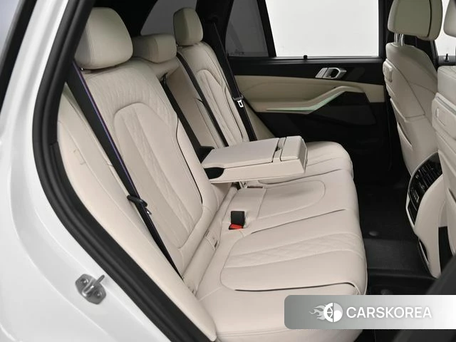 BMW X5 (G05) 2025 Белый из Кореи, фото 3