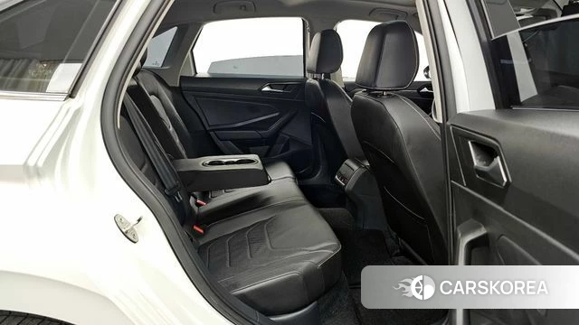 Volkswagen 7th Generation of Jetta 2023 Белый из Кореи, фото 3