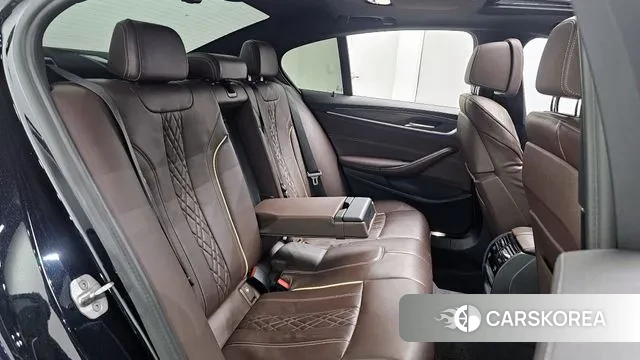 BMW 5 Series (G30) 2021 Черный из Кореи, фото 3