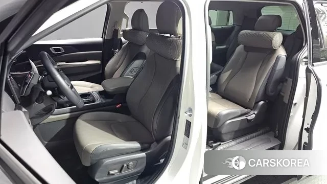 Kia The New Carnival 4th Generation 2025 Белый из Кореи, фото 3