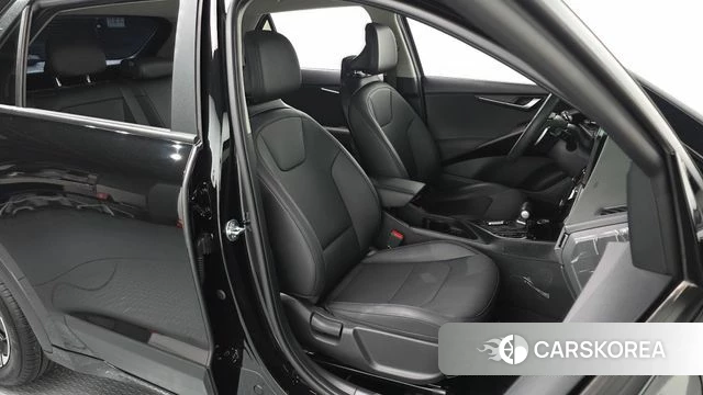 Kia Di Ol Nu Niro 2024 Черный из Кореи, фото 3