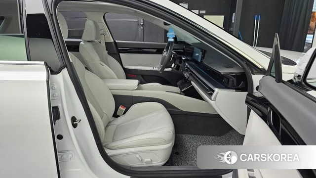 Hyundai Grandeur (GN7) 2023 Белый из Кореи, фото 3