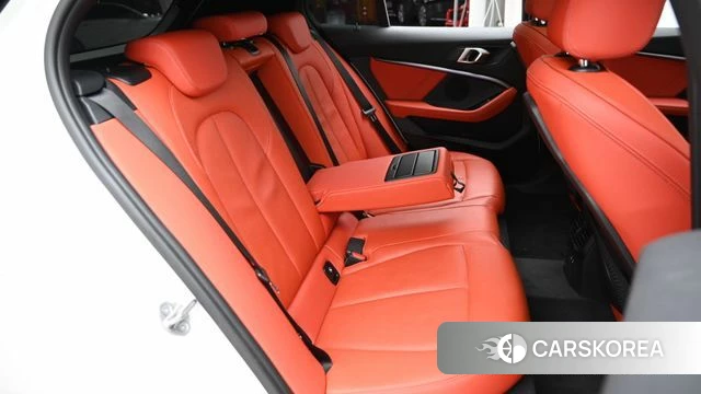 BMW 1 Series (F40) 2021 Белый из Кореи, фото 3