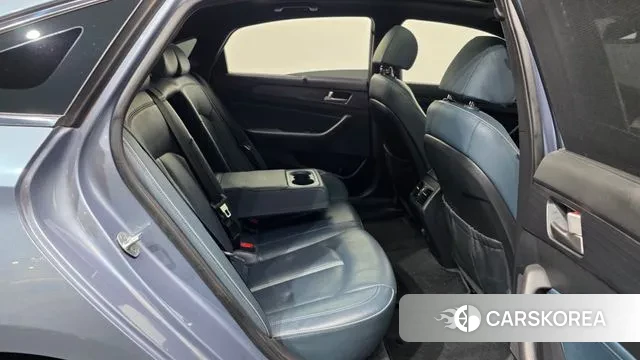 Hyundai Sonata New Rise Hybrid 2018 Светло-серебряный цвет из Кореи, фото 3