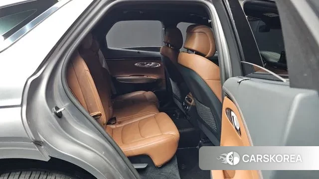 Genesis GV70 2021 Серебристо-серый из Кореи, фото 3