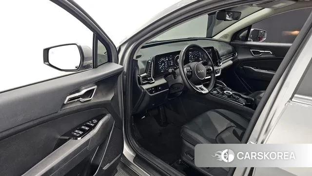 Kia Sportage 5th Generation Hybrid 2023 Серебристо-серый из Кореи, фото 3