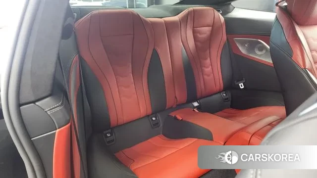 BMW 8 Series (G15) 2021 Черный из Кореи, фото 3