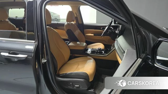 Kia Carnival 4th generation 2021 Черный из Кореи, фото 3