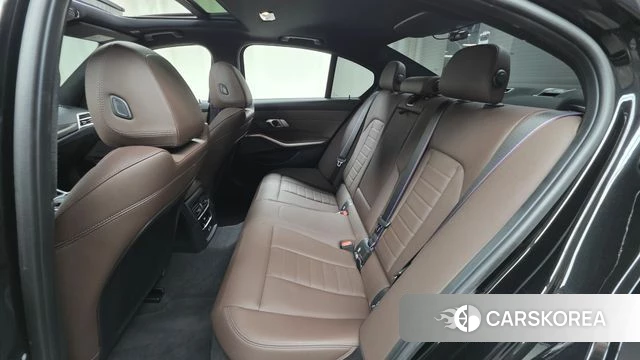 BMW 3 Series (G20) 2025 Черный из Кореи, фото 3