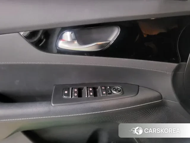 Kia The New K3 2nd generation 2022 Белый из Кореи, фото 3