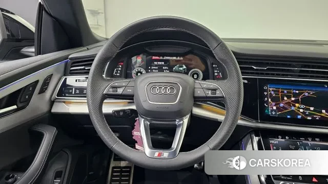 Audi Q8 (4M) 2023 Черный из Кореи, фото 3
