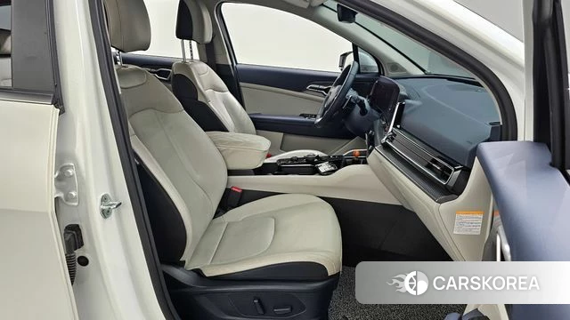 Kia Sportage 5th Generation Hybrid 2022 Белый из Кореи, фото 3