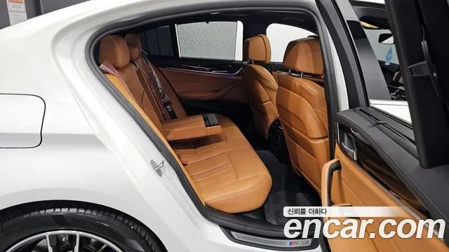 BMW 5 Series (G30) 2022 Белый из Кореи, фото 3