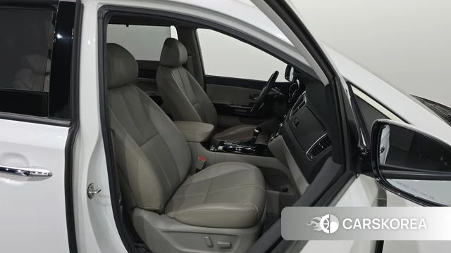 Kia The New Carnival 2018 Белый из Кореи, фото 3