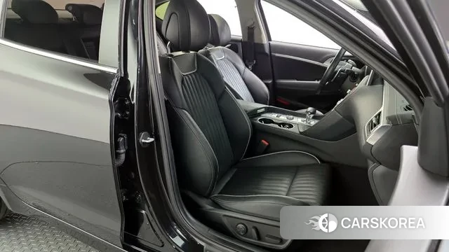 Genesis G70 2019 Черный из Кореи, фото 3