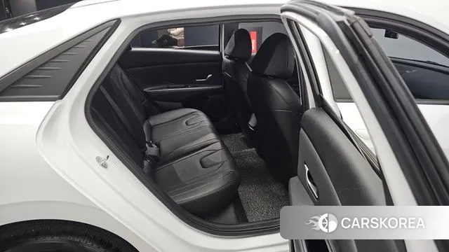 Hyundai Avante (CN7) 2022 Белый из Кореи, фото 3