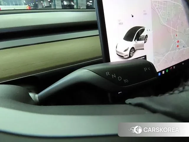 Tesla Model Y 2021 Белый из Кореи, фото 3