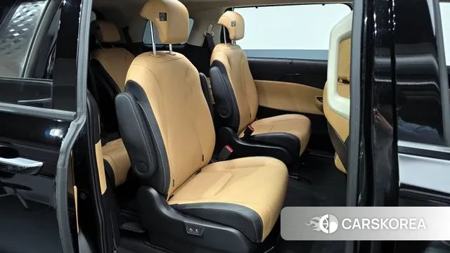 Kia Carnival 4th generation 2023 Черный из Кореи, фото 3