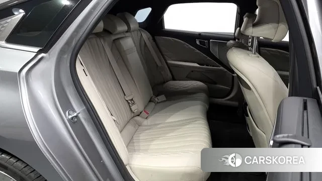 Kia K8 2022 Серебряный из Кореи, фото 3