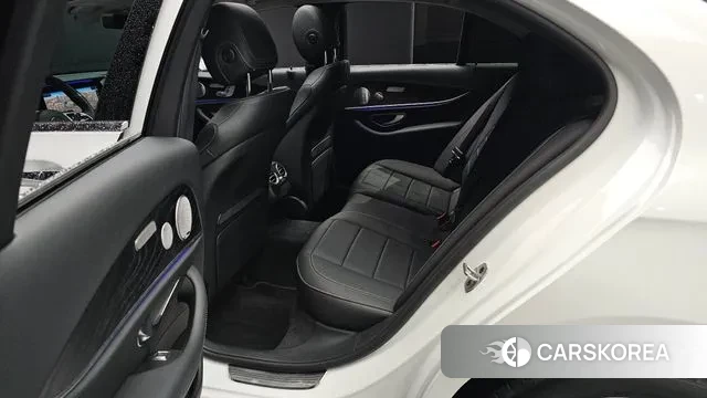 Mercedes-Benz E-Class W213 2019 Белый из Кореи, фото 3