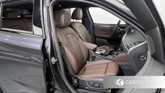 BMW X4 (G02) 2025 Серый из Кореи, фото 3