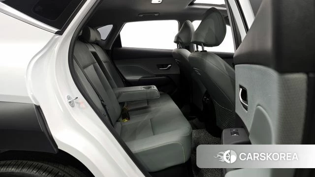 Hyundai Kona Hybrid (SX2) 2025 Белый из Кореи, фото 3