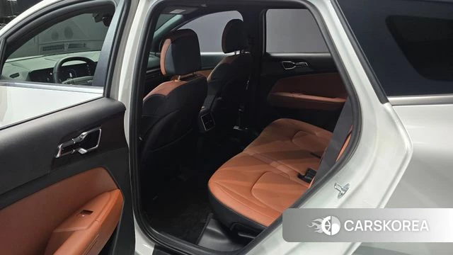 Kia The New Sportage 5th Generation 2025 Белый из Кореи, фото 3