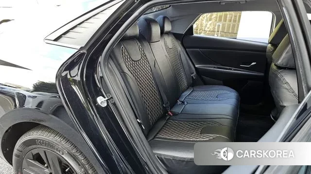 Hyundai Avante Hybrid (CN7) 2021 Черный из Кореи, фото 3