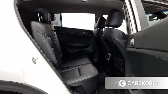 Kia Sportage The Bold 2021 Белый из Кореи, фото 3