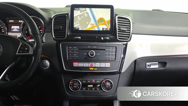 Mercedes-Benz GLE - Class W166 2018 Черный из Кореи, фото 3