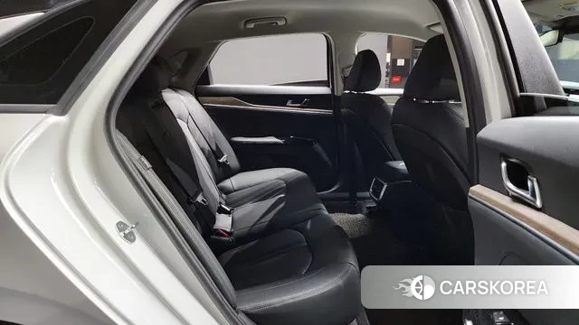 Kia K5 3rd generation 2021 Белый из Кореи, фото 3