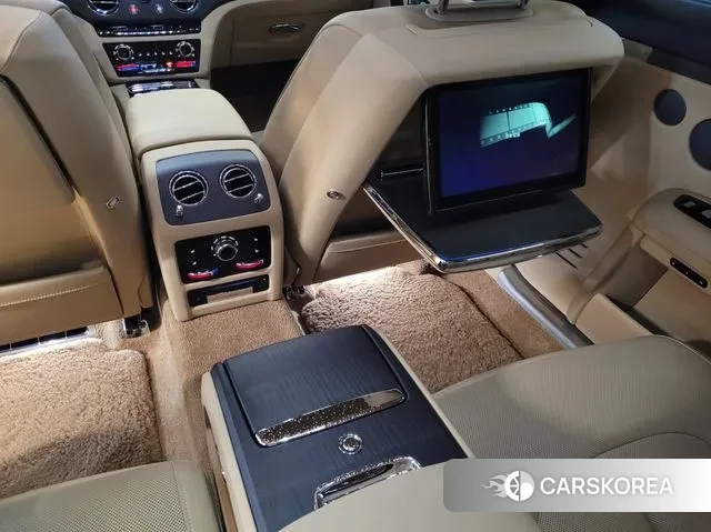 Rolls-Royce Ghost 2nd Generation 2023 Черный из Кореи, фото 3